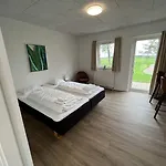 アパートホテル Go-sleep Bredehus Bredsten