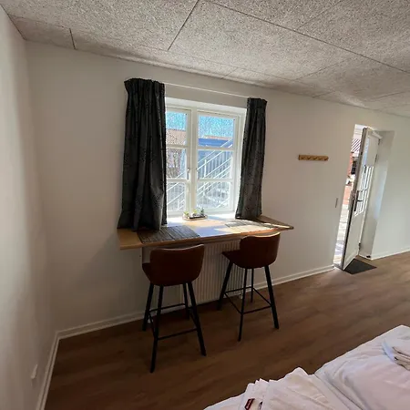 Aparthotel Go-sleep Bredehus 3*